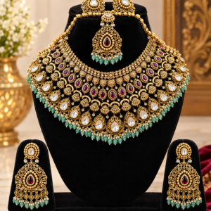 BRIDAL ANTIQUE HERITAGE SET FOR BRIDE